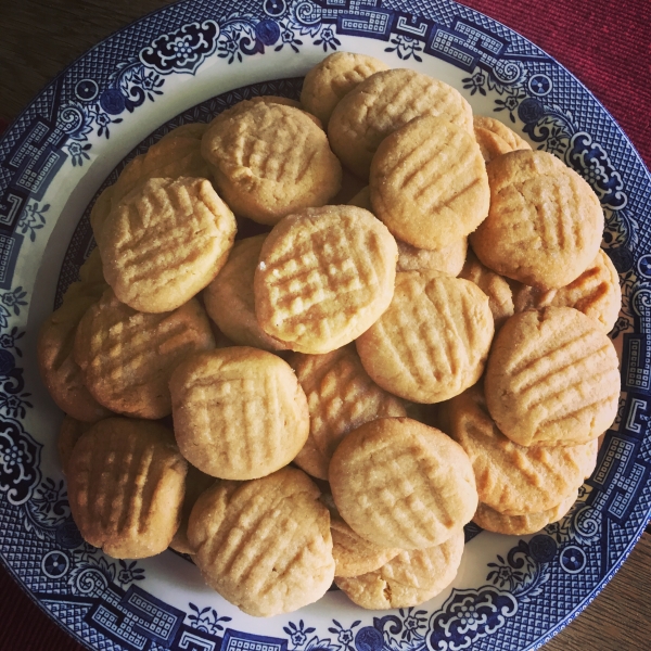Elaine's Peanut Butter Cookies