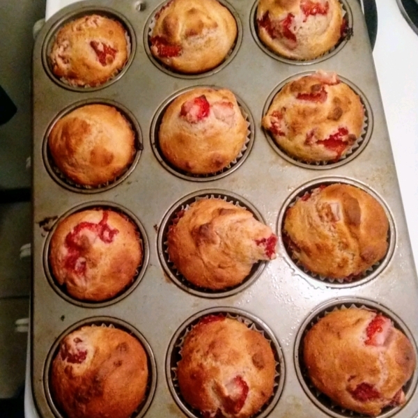 Whole Wheat Strawberry Muffins