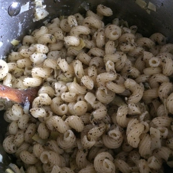 Farfalle Pasta with Artichoke Hearts