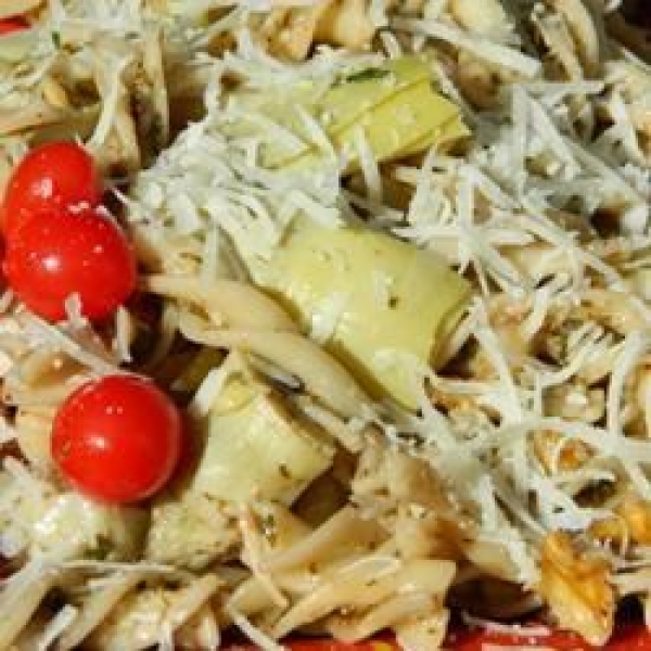 Farfalle Pasta with Artichoke Hearts