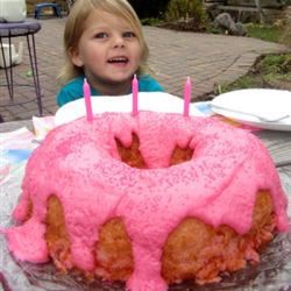 Soda Pop Strawberry Angel Food Cake