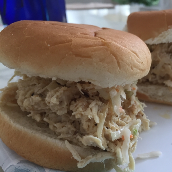 Slow Cooker Alabama Pulled BBQ Chicken