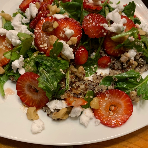 Spinach and Strawberry Salad