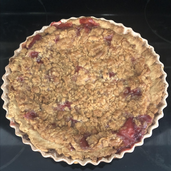 Strawberry Brown Sugar Sour Cream Pie