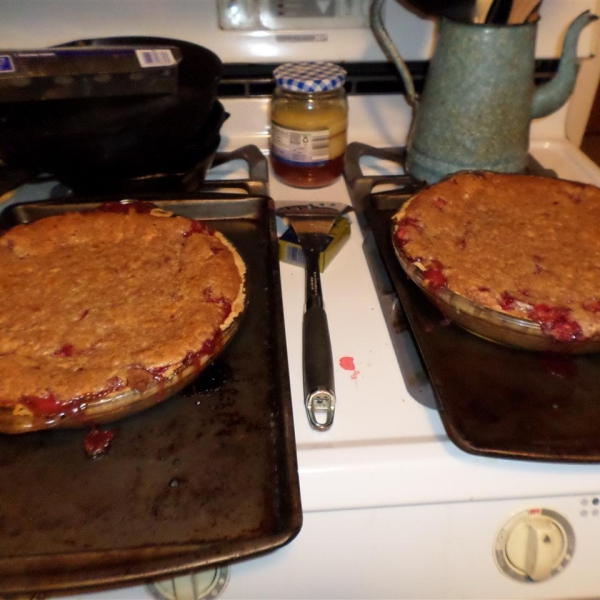 Strawberry Brown Sugar Sour Cream Pie