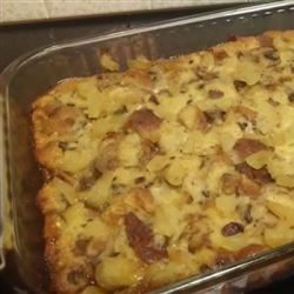 Apple-Raisin Breakfast Bread Pudding