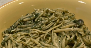 Vegan Linguine With Spinach Pesto