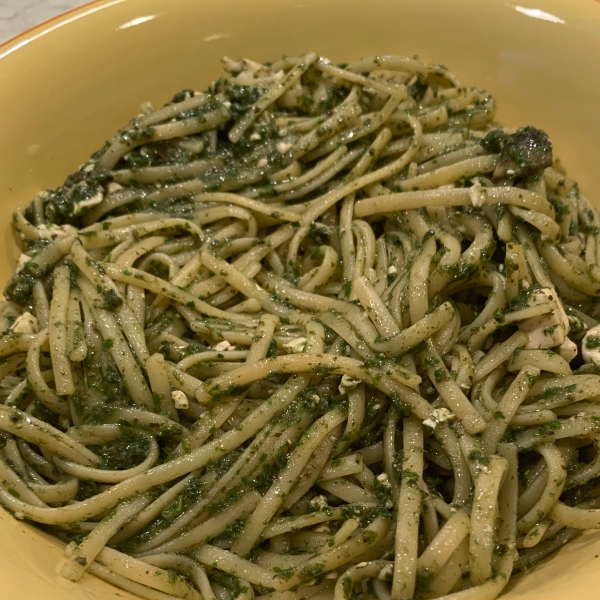 Vegan Linguine With Spinach Pesto