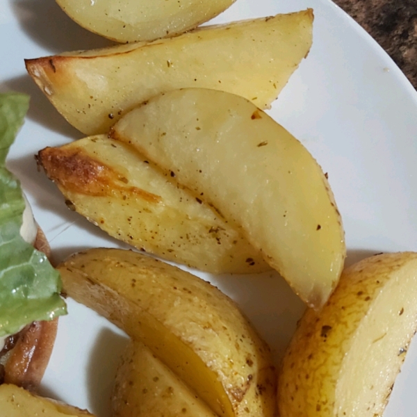 Greek-Style Lemon Roasted Potatoes