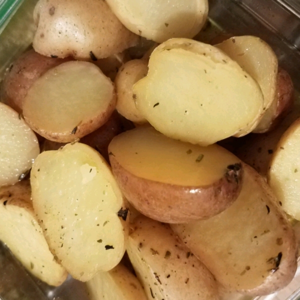 Greek-Style Lemon Roasted Potatoes