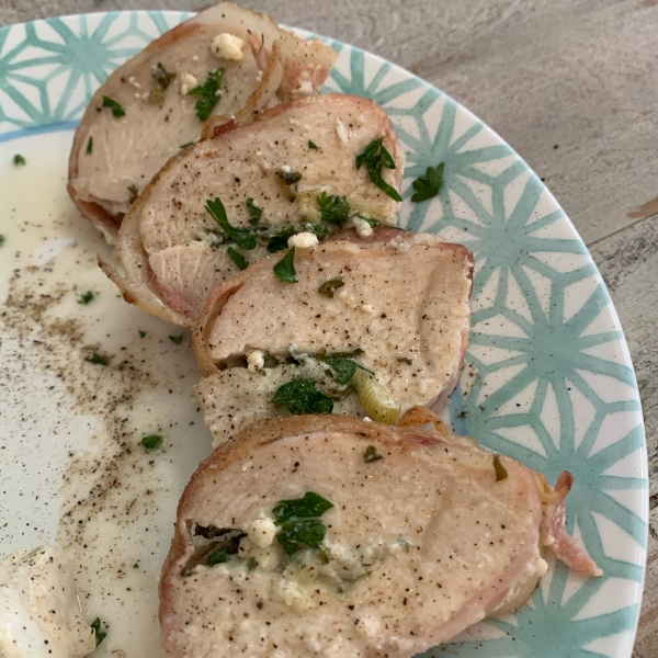 LJ'S Gorgonzola Stuffed Chicken Breasts Wrapped in Bacon