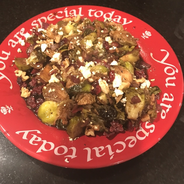 Balsamic Brussels Sprouts with Feta Cheese and Walnuts