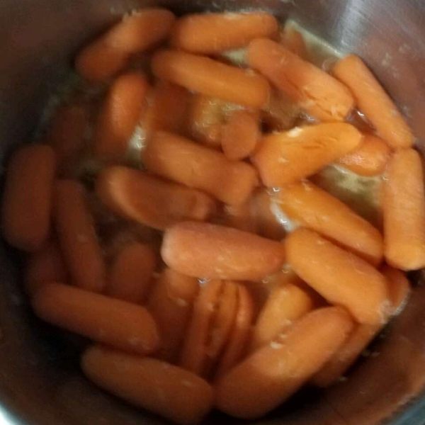 FROGHOPPER's Candied Ginger Carrots