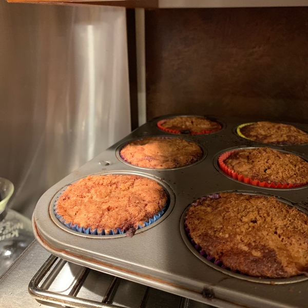 Moist Banana Streusel Muffins