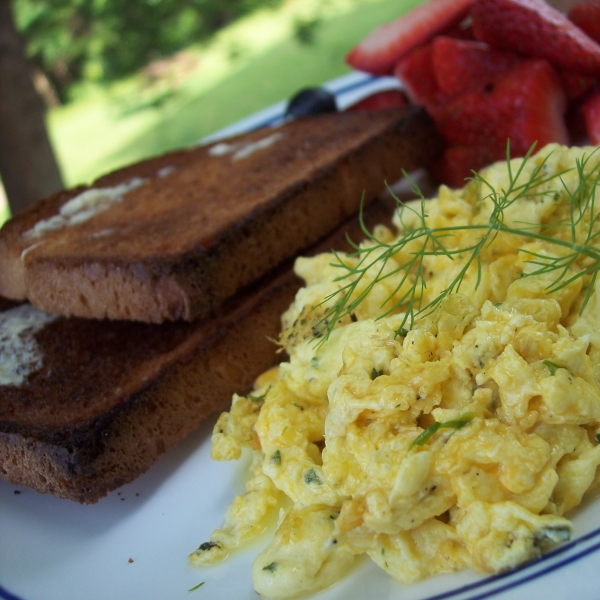 Creamy Curried Scrambled Eggs