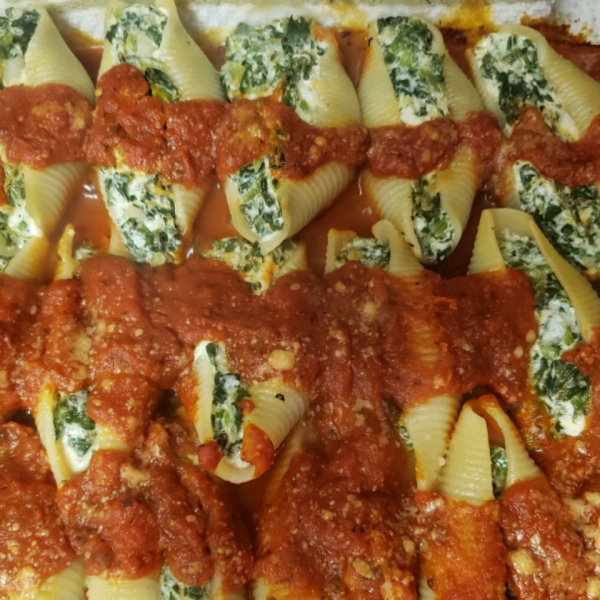 Spinach and Cheese Stuffed Pasta Shells