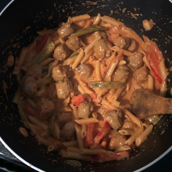 Zesty Penne, Sausage and Peppers
