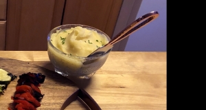 Skordalia (Greek Garlic Potato Dip)