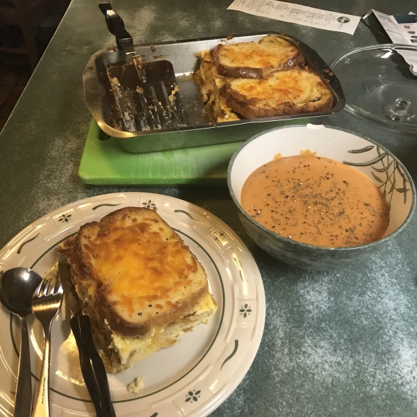 Grilled Cheese Brunch Bake