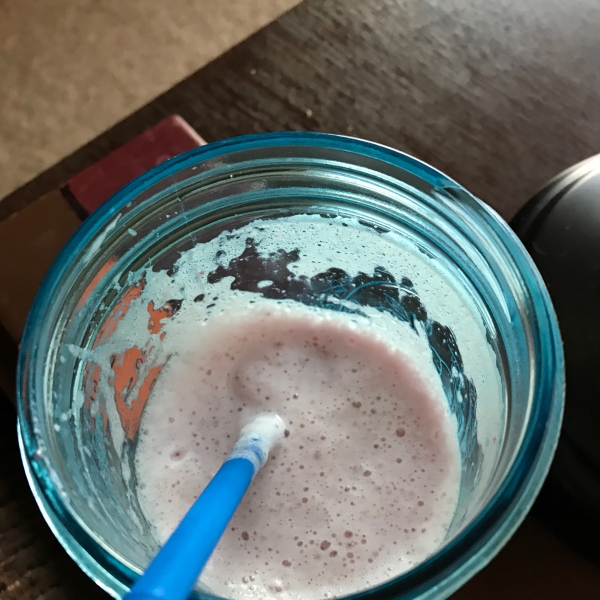 Delicious Healthy Strawberry Shake