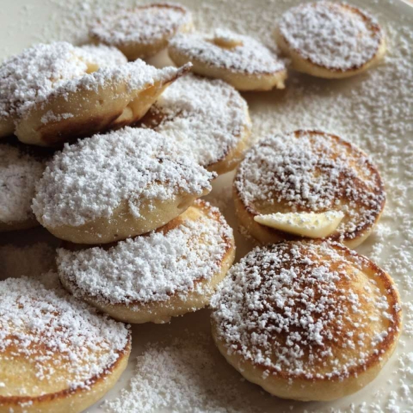 Poffertjes (Dutch Mini Pancakes)