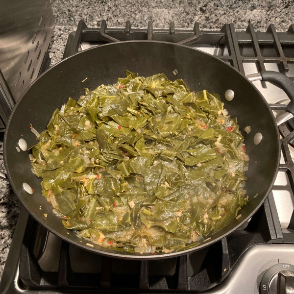 Smoky Vegetarian Collard Greens