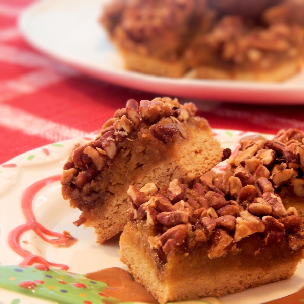 Easy Pecan Bars