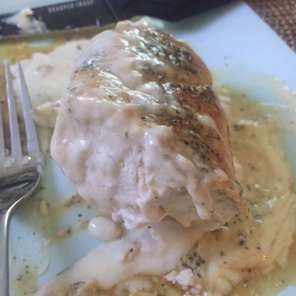 Garlic Cream Sauce over Chicken Breasts