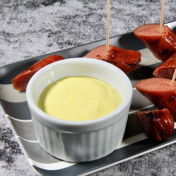 Low-Carb Hot Dog and Dipping Sauce