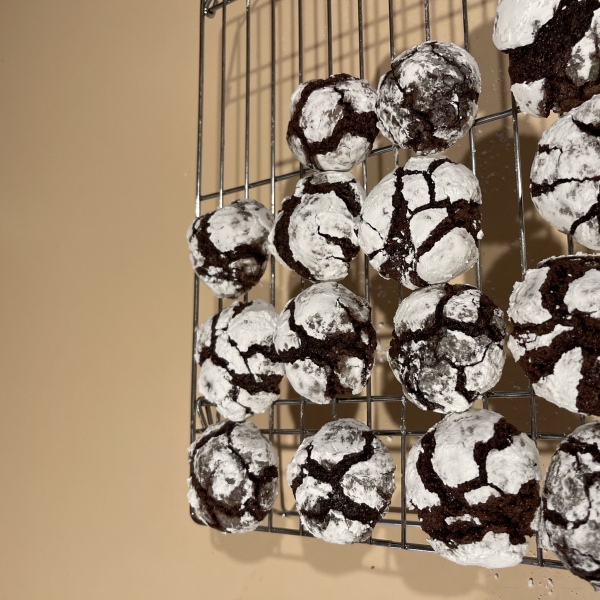 Chocolate Crinkle Cookies