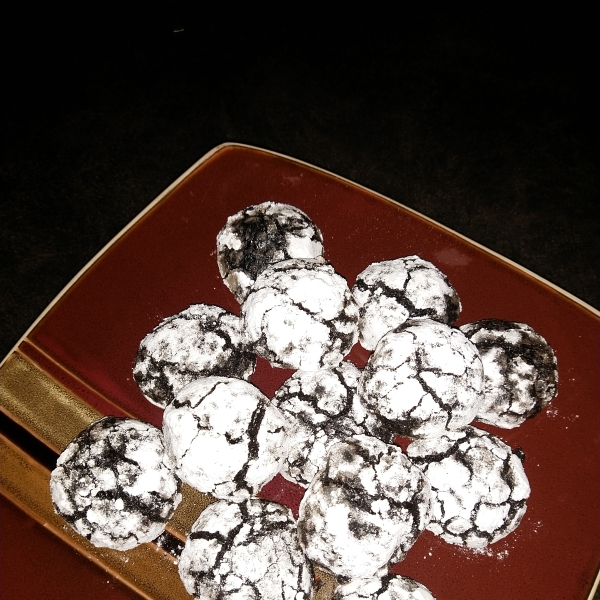 Chocolate Crinkle Cookies