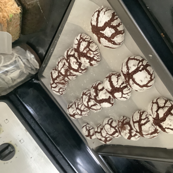 Chocolate Crinkle Cookies