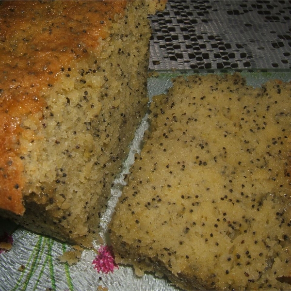 Moist Lemon Poppy Seed Cake