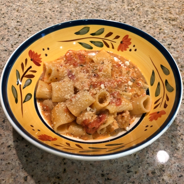 Creamy Rigatoni Florentine