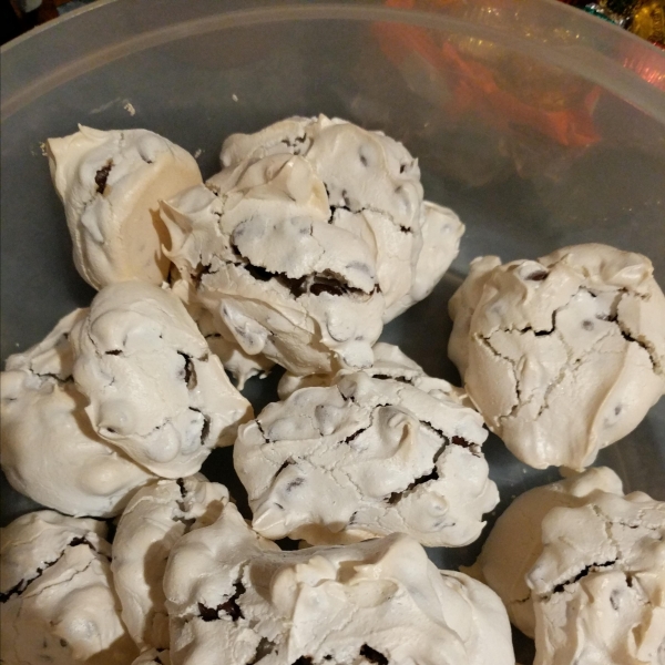 Chocolate Chip Meringue