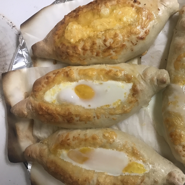 Khachapuri (Georgian Cheese Bread)