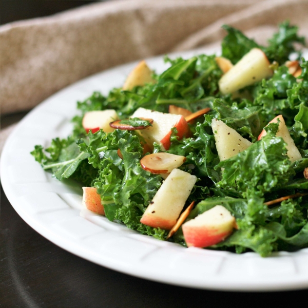 Kale Salad with Apple and Lemon