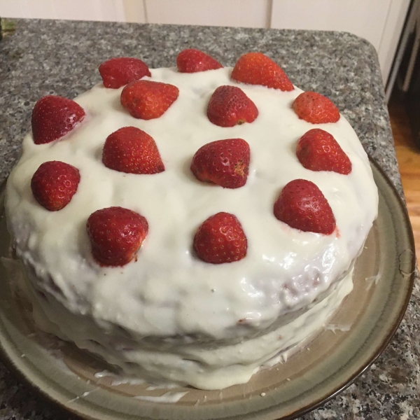 Red Velvet Strawberry Cake