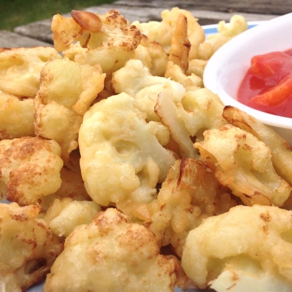 Tasty Fried Cauliflower with Sweet and Sour Sauce