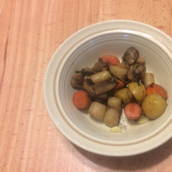 Roasted Rainbow Carrots with Mushrooms and Potatoes