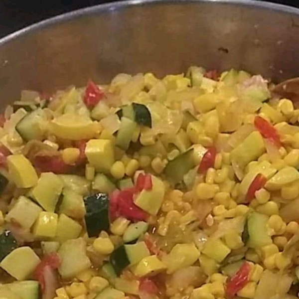 Calabacitas con Elote (Zucchini with Corn)