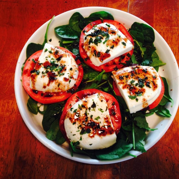 Spinach Caprese Salad