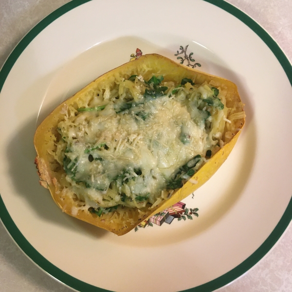 Cheesy Roasted Garlic Spaghetti Squash with Spinach