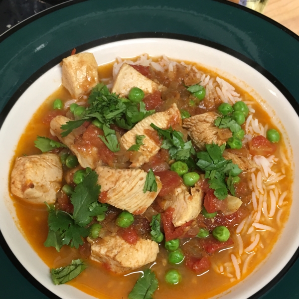 East Indian Chicken with Tomato, Peas, and Cilantro