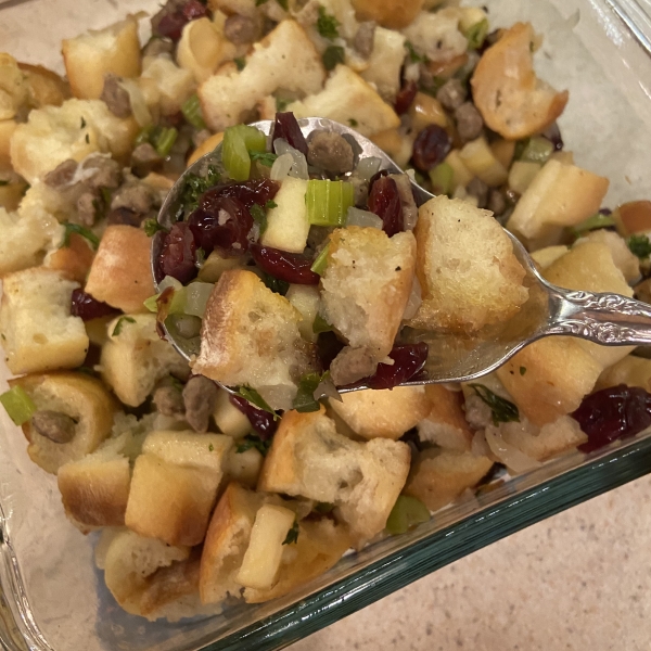 Awesome Sausage, Apple and Cranberry Stuffing