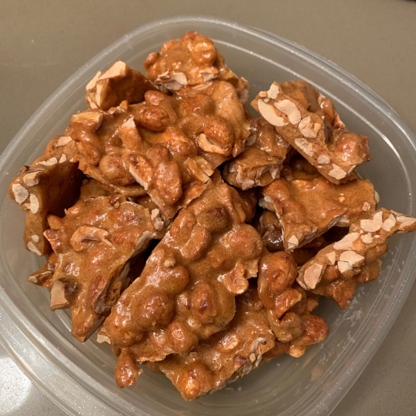 Microwave Oven Peanut Brittle