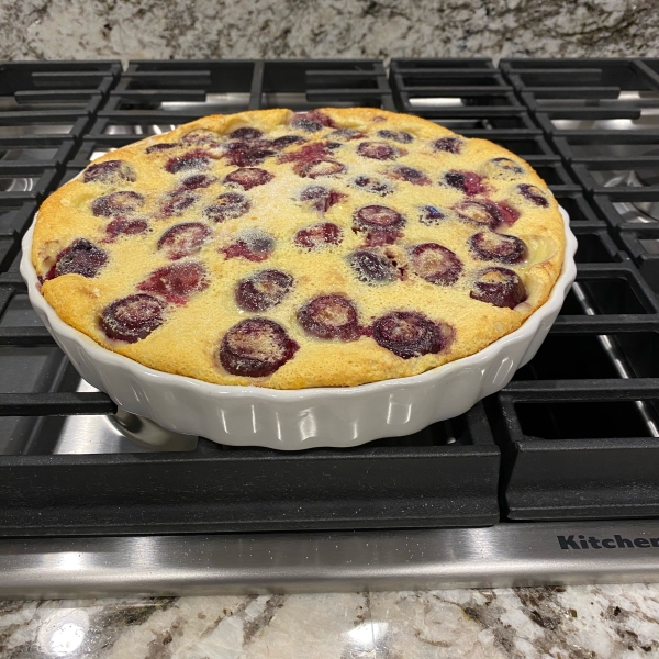 Clafoutis aux Cerises (Classic Clafouti)