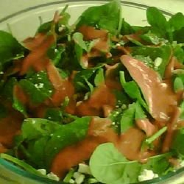 Spinach and Goat Cheese Salad with Beetroot Vinaigrette