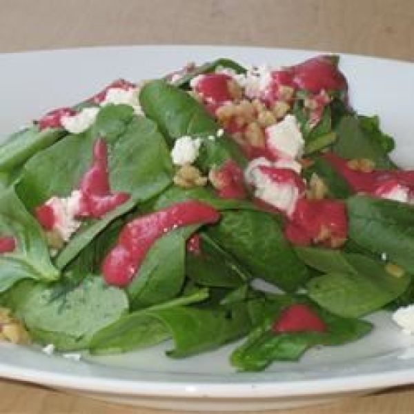 Spinach and Goat Cheese Salad with Beetroot Vinaigrette