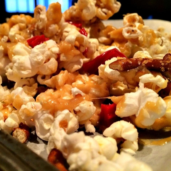 Lovely Lisa's Sweet and Salty Caramel Popcorn